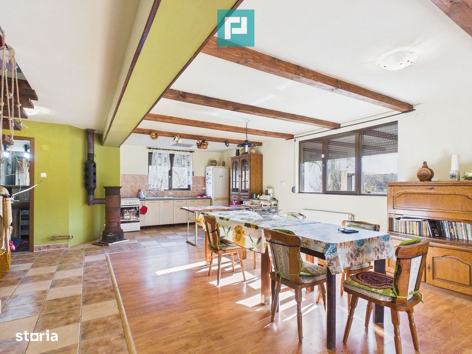 Cabană deosebită cu 4 camere în Căsoaia