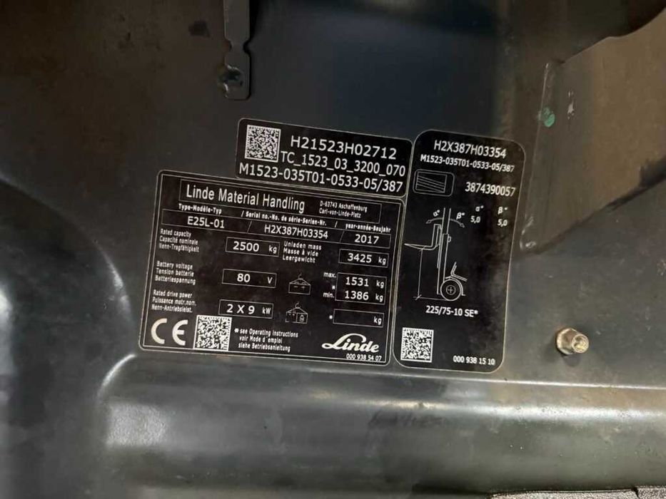 Electrostivuitor Linde E25L-01, An 2017, 2.5 tone, Catarg triplex