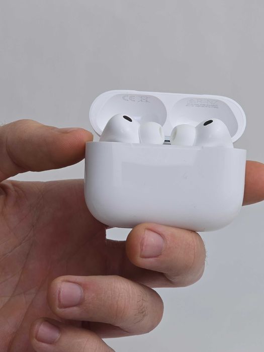Airpods Pro 3 noi, sigiliate