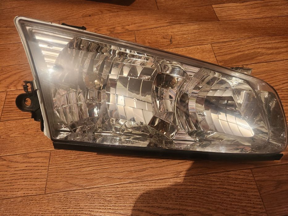 Фара камри 25 ка