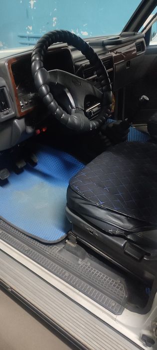 Продам Ниссан Патрол 1993г.