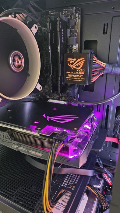 Геймърски Компютър + Периферия