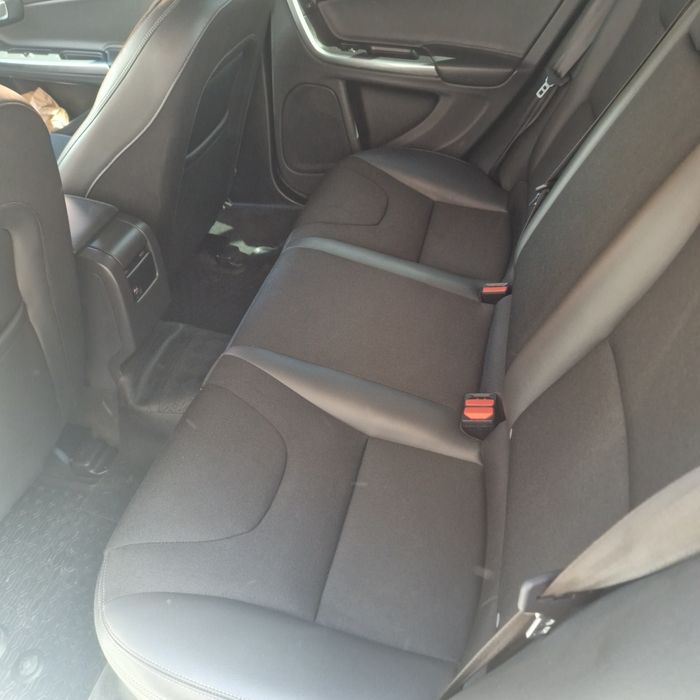 VOLVO V60 2015 — imagine 5