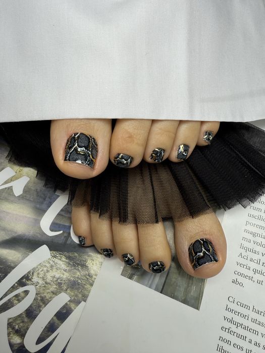 Маникюр, наращивание,педикюр