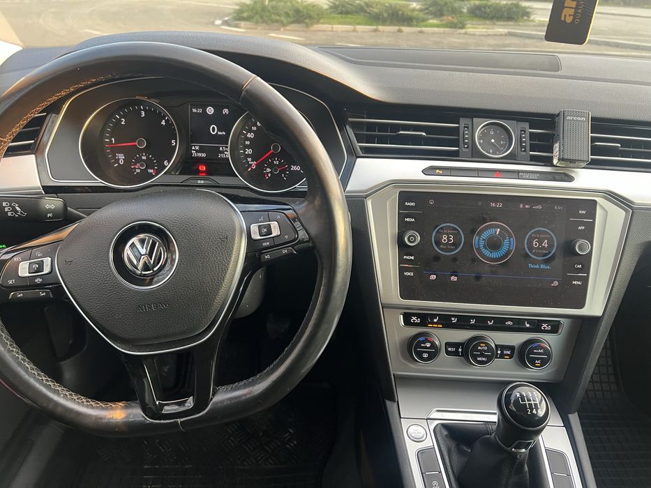 Wolkswagen passat B 8 2.0 tdi