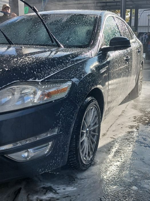 FORD Mondeo 2011 — imagine 2