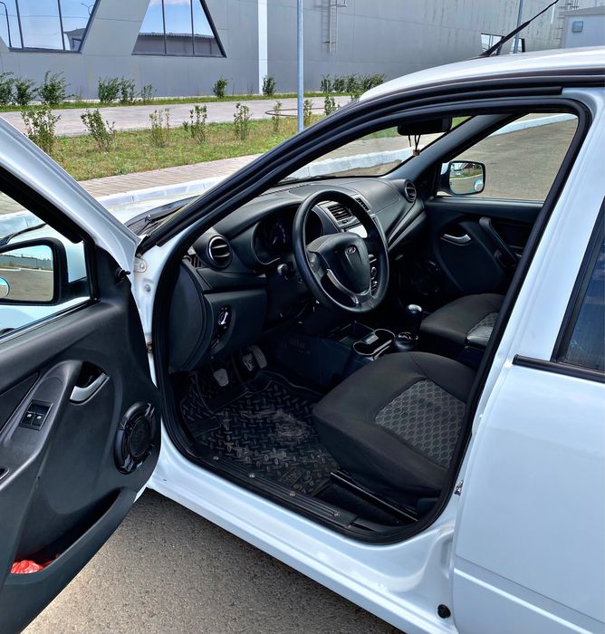 Lada Granta 2019г(kz-учет)механика