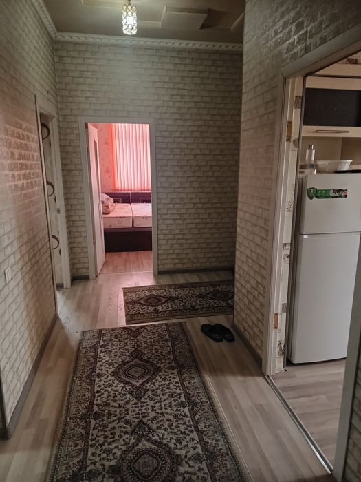 Andijon shahar eski shahar hududi holis klinikasi oldida