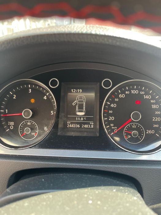 Vand pasat b6 wuro 5 an 2010