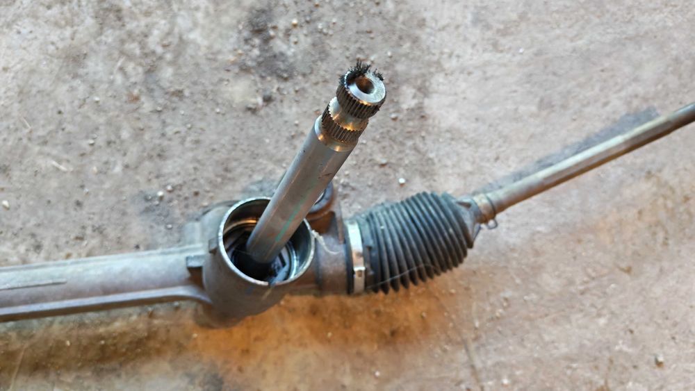 Кормилна рейка за Сузуки Витара 2015 +