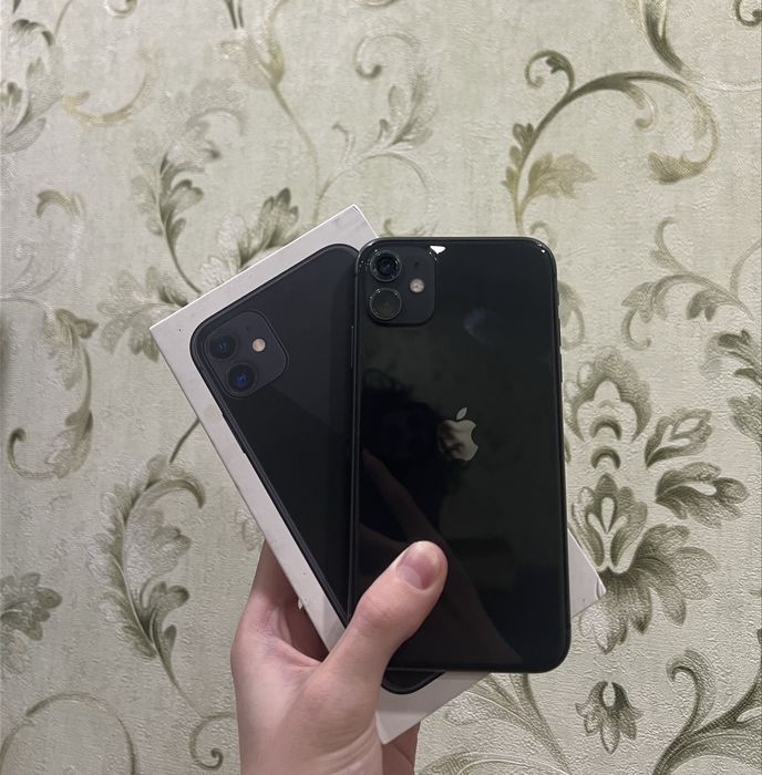 Продам IPhone 11 64GB