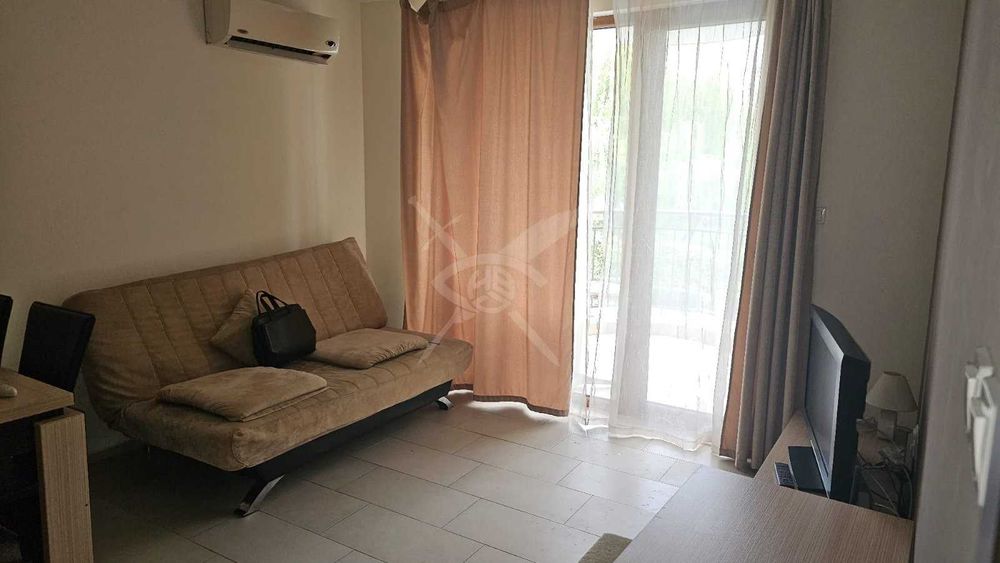 Продава се Ателие в к.к. Слънчев бряг - 62 кв.м за 888 €/кв.м - Снимка #1