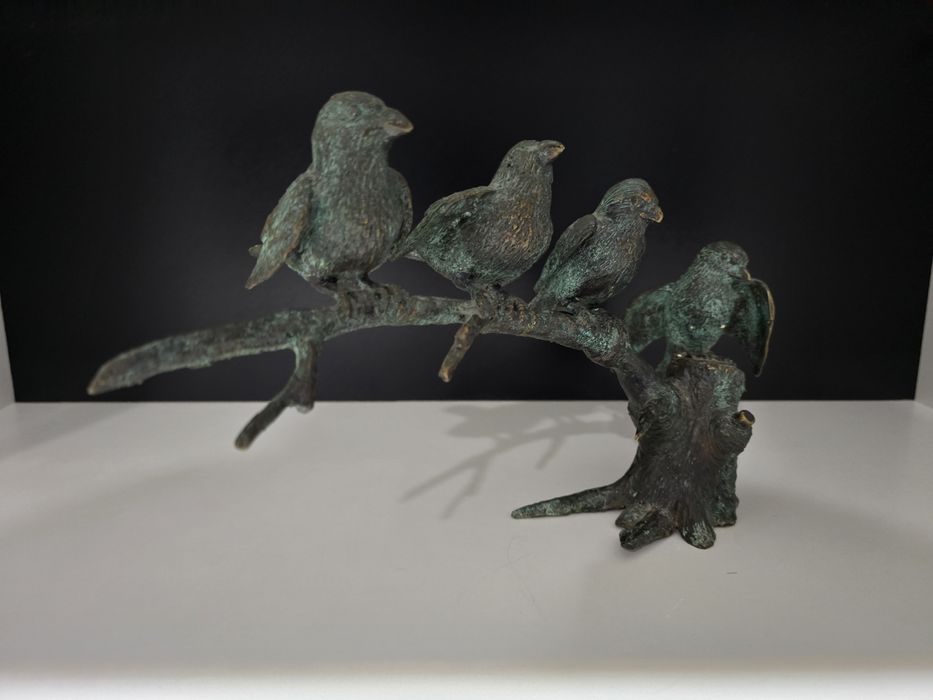 Figura din bronz