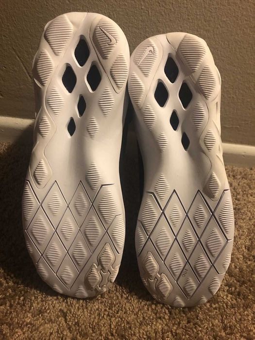 Nike Swoosh Hunter размер UK 7 - 41