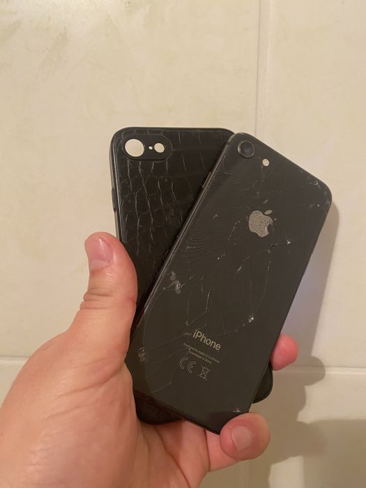 Айфон 8 30,000 Se 40,000