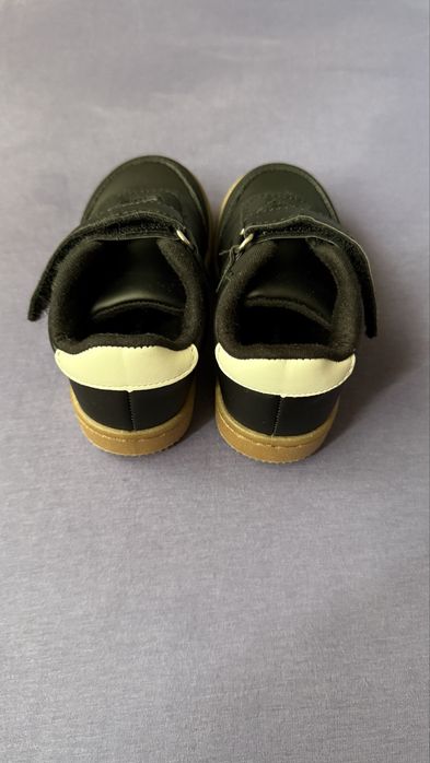 Детски обувки  размер 22