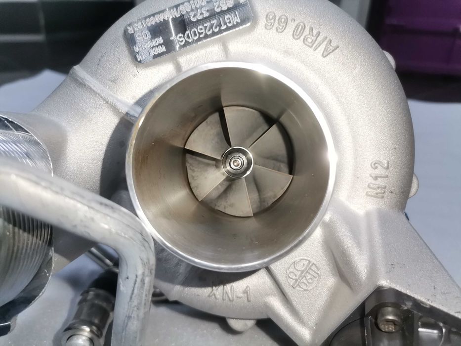 Турбокомпресор 7852372 BMW M5 F90 M8 F91 X5M F95 X6M F96 Цилиндри 1-4