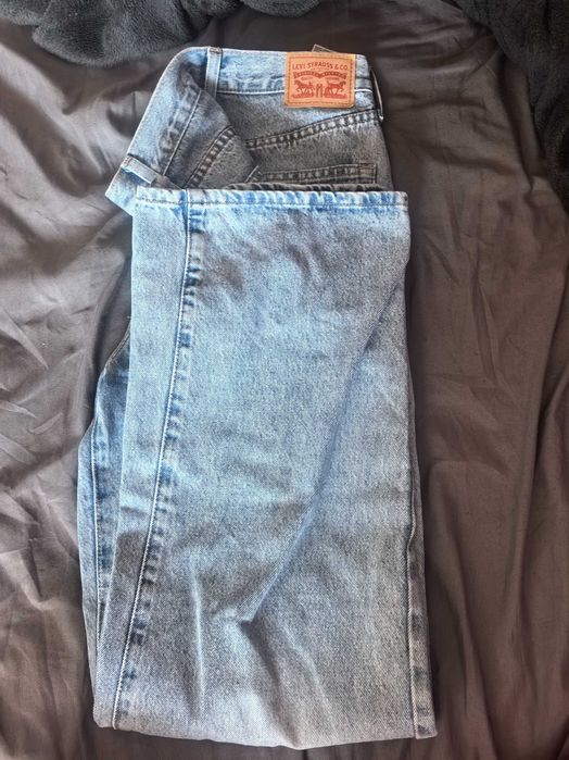 Дънки Levi's/ Дамски дрехи