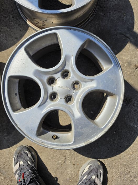 Продавам джанти за subaru 16 5х100