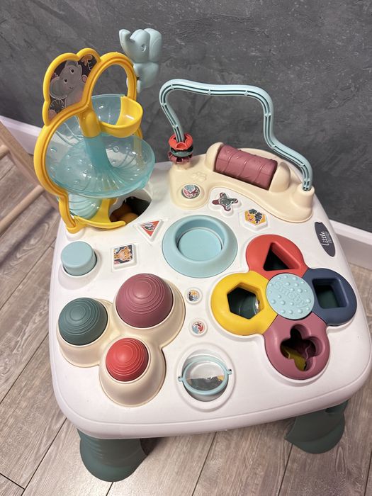 Masuta de activitati pentru copii