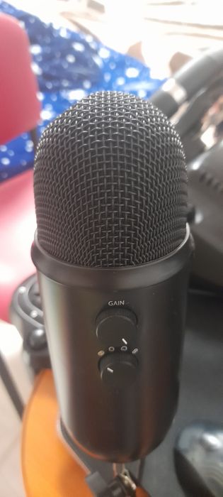 Microfon Profesional Blue Yeti + Suport Reglabil