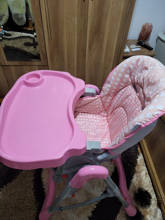 Scaun pentru masa bebe