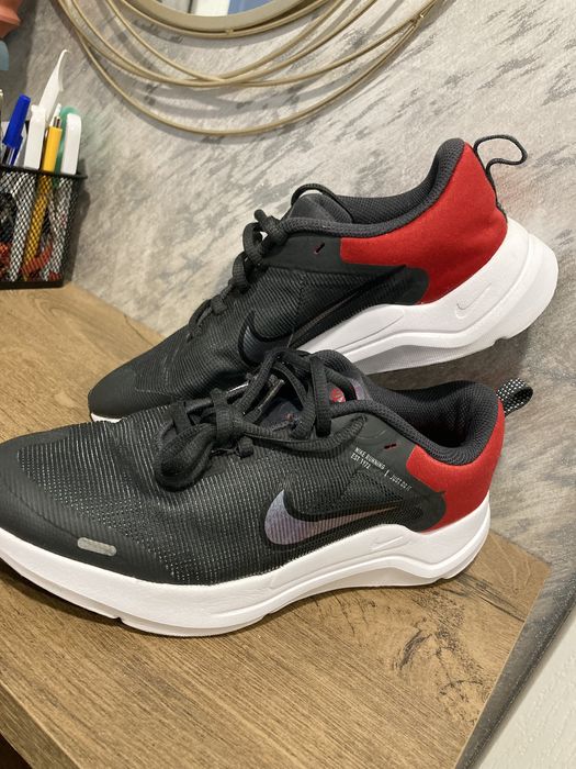 Спортни маратонки Nike,