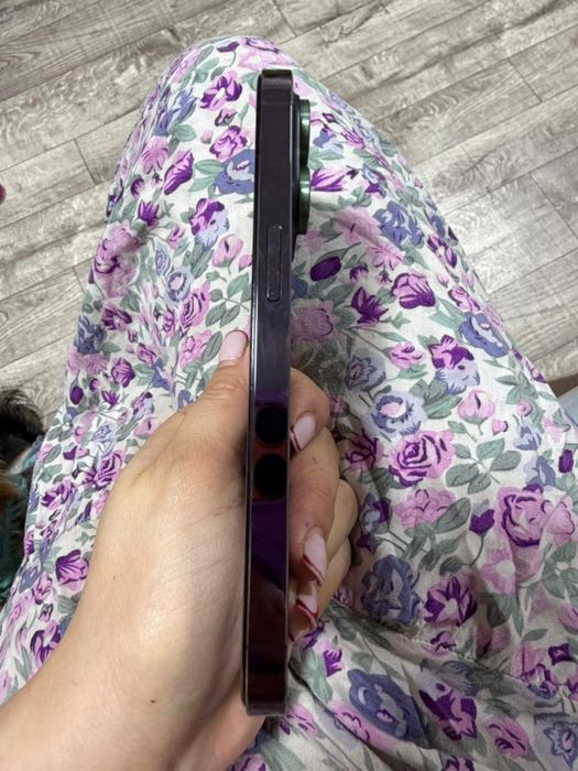 Айфон 14 про 256 в илеальном состоянии