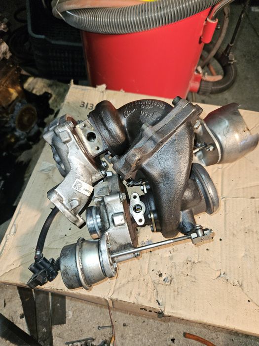 Biturbo E300 HYbrid/Turbine Mercedes 2.2 204cp/Turbo Mercedes E250 C25
