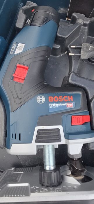 Freză bosch 12v 8