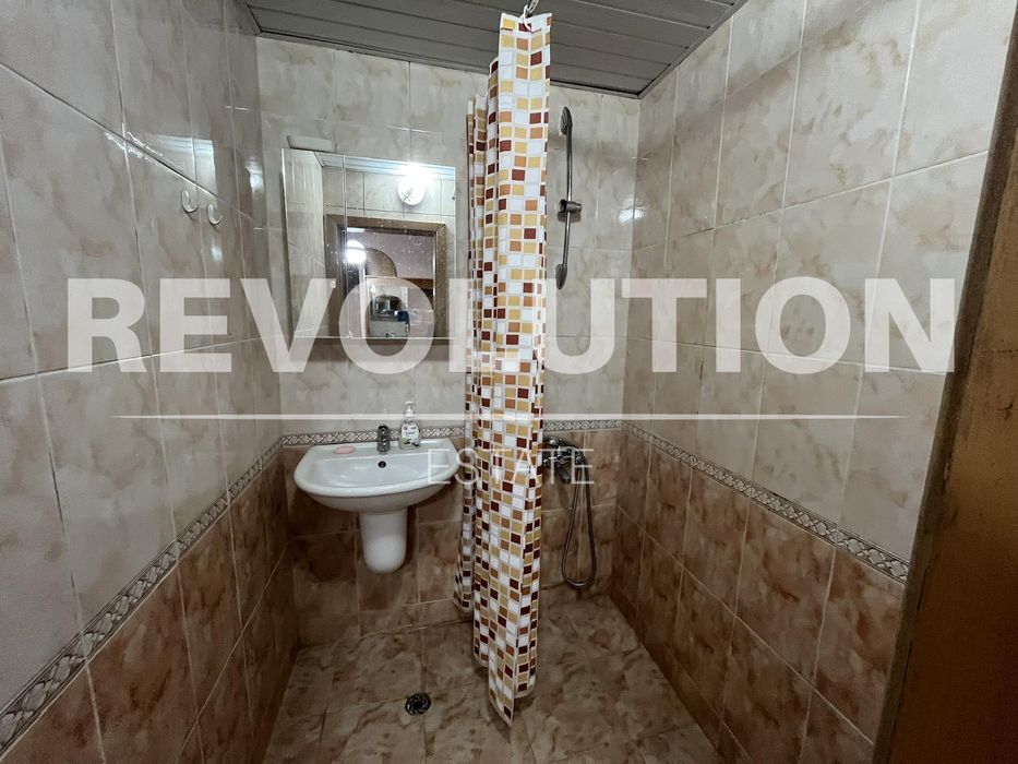 Дава се под наем Двустаен апартамент в Варна, Център - 60 кв.м за 400 € - Снимка #5