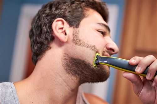 Тример PHILIPS ONEBLADE QP2520/30, ДВЕ НОЖЧЕТА, Зарядно, Нов!