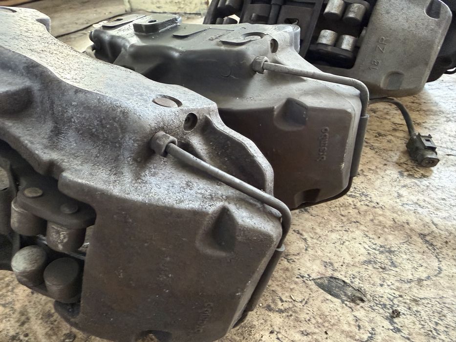 Audi Q7 18 ZR Brembo  апарати