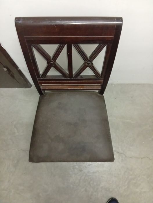 Продам 2 таких стула