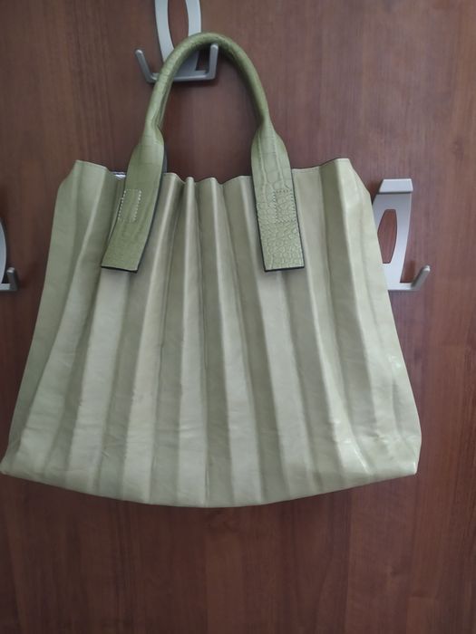 Дамска чанта соле