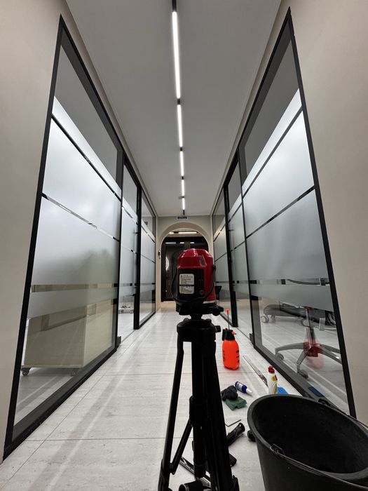 архитектурная тонировка окон матирование перегородок