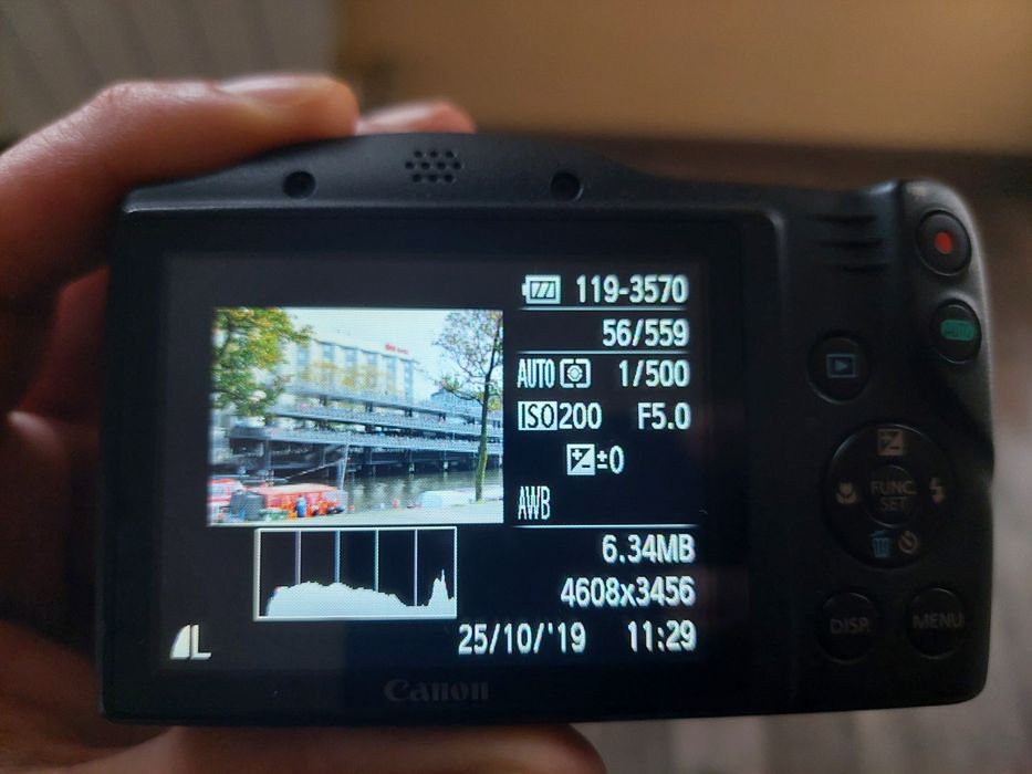 Canon PowerShot SX400 IS – 30x Zoom – Перфектно състояние