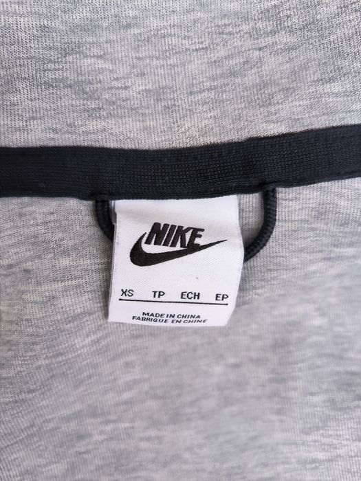 Nike Tech Fleece размер XS