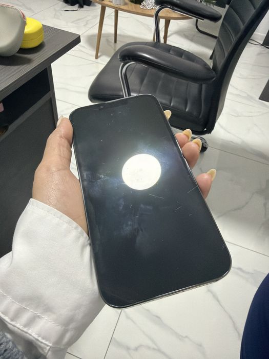 Продам айфон 13 про макс