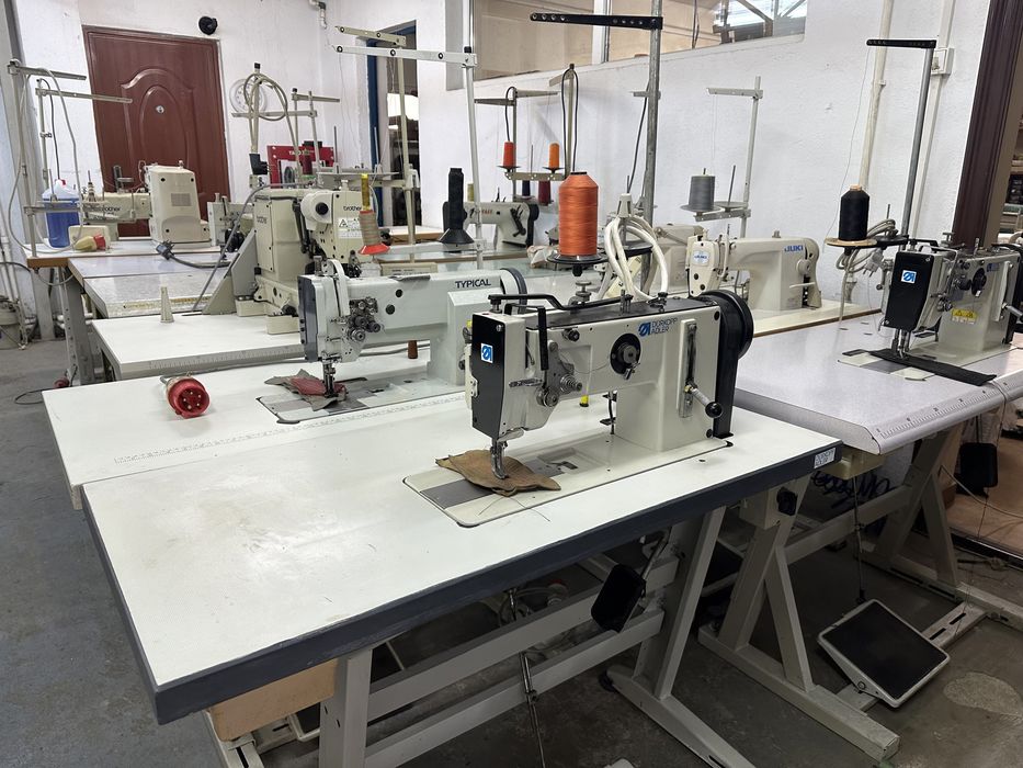 Masina de cusut in gros triplu transport piele Durkopp Adler