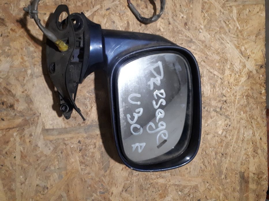 Продаю зеркало Nissan Presage U30