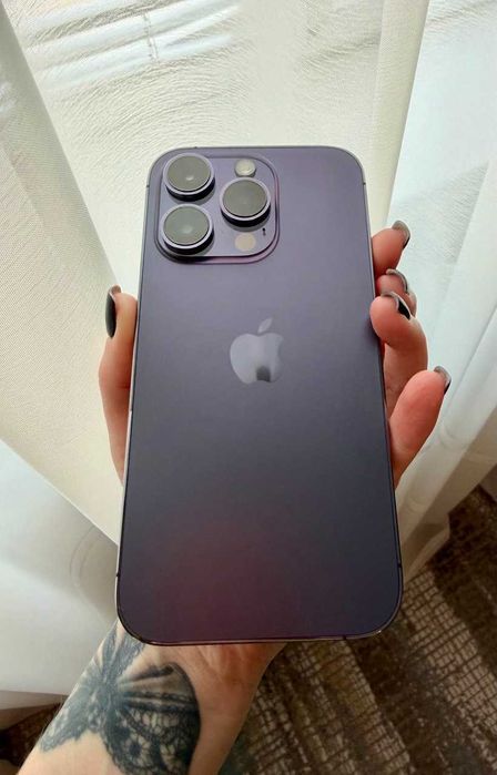 Apple iPhone 14 Pro 256Gb (87%) + AirPods Pro