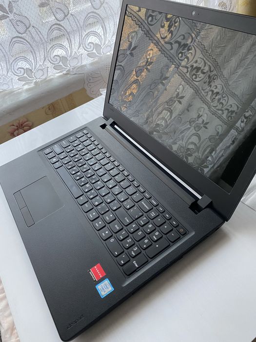 Рабочий ноутбук Lenovo Ideapad 110-15
