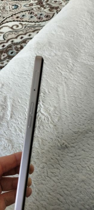 Срочно продам смартфон в отличном состоянии