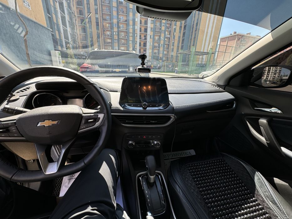 Продажа Tracker 2 premier plus 2024