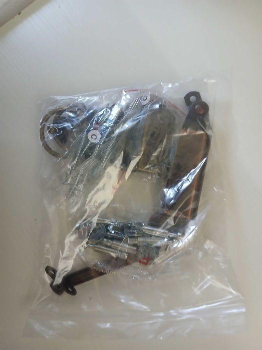 Lada depozitare HOOBRO retro alba, 100 cm, 100kg, capac sigur