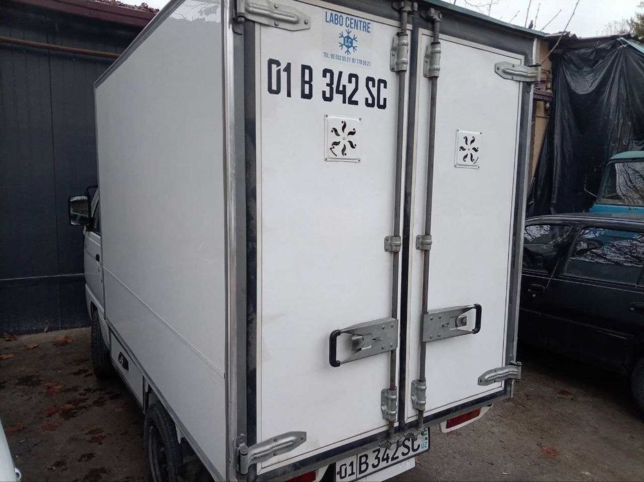 Лабо сотилади Назврбекда