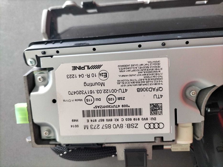 Dispay Navigatie Audi a3 COD :ZSB: 8V0 857 273 M