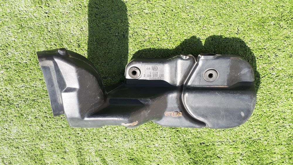 Запчасти на Audi 80.