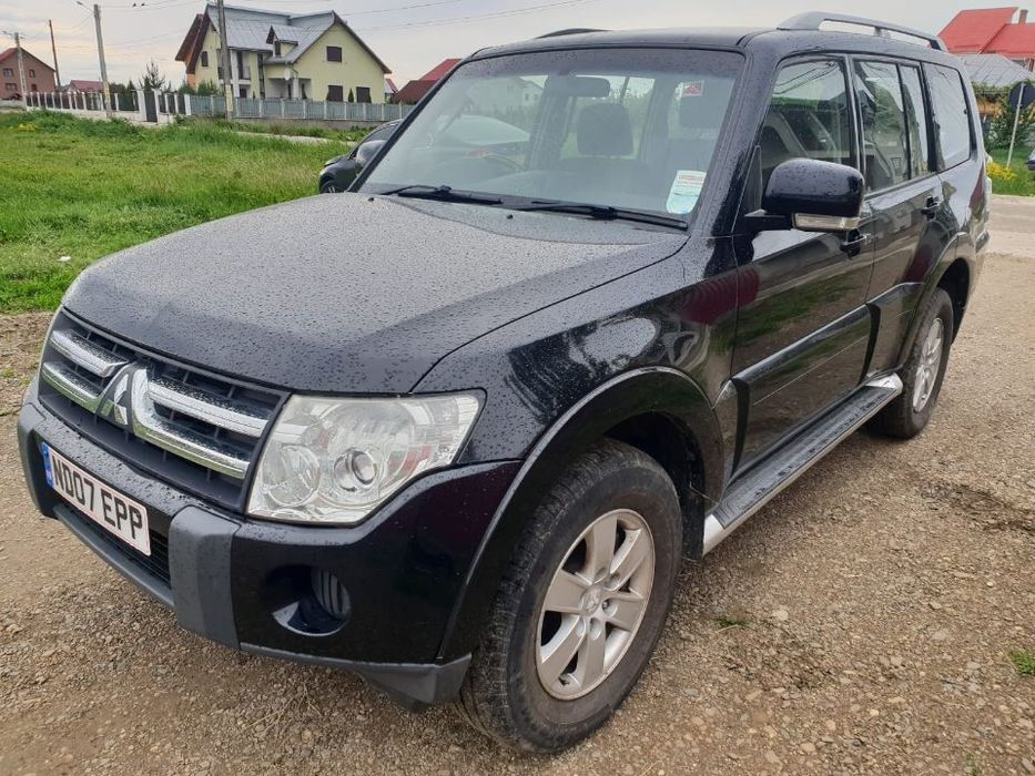 Dezmembrez Mitsubishi Pajero 4 SHOGUN motor 3.2Di-D cod 4m41 118KW 160CP 4x4 2006-2010cutie de viteze transfer reductor grup diferential fata spate bara usa portiera aripa planetara stanga dreapta